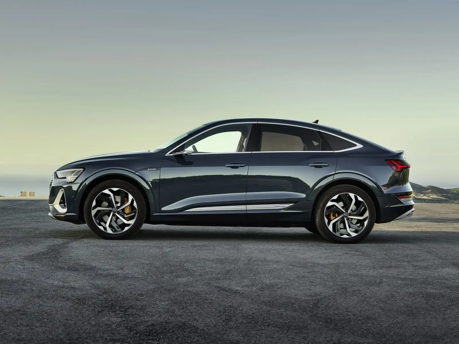 audi e-tron 2025 tecnología