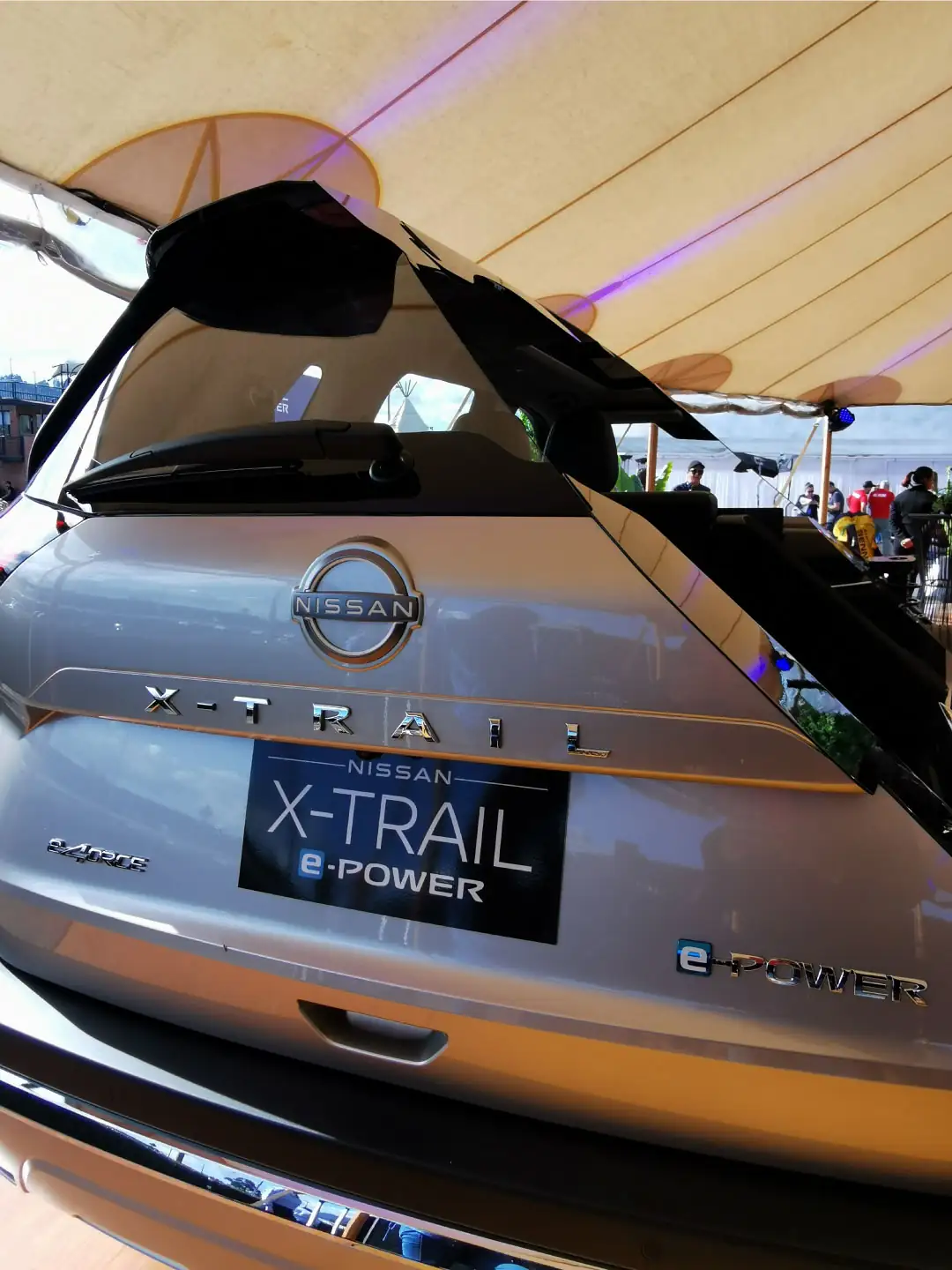 Tecnología y Conectividad