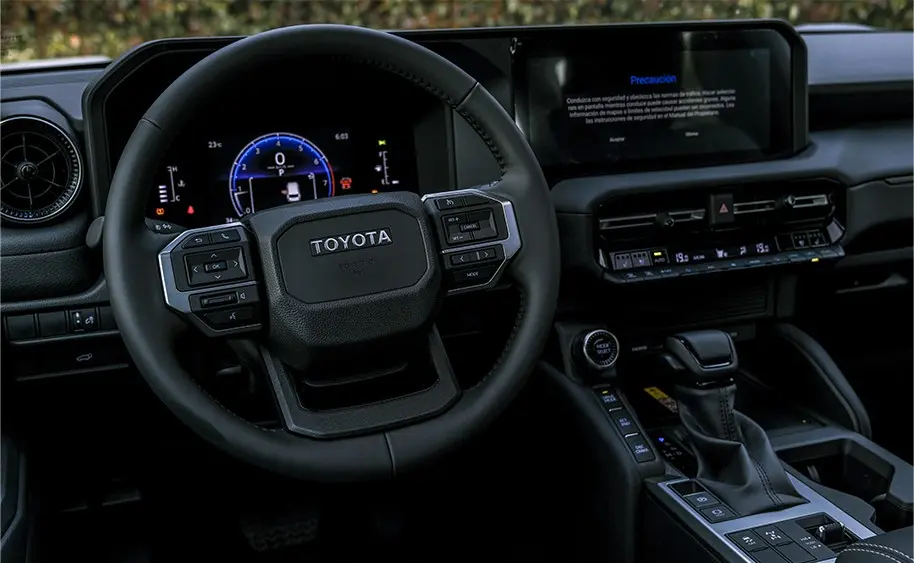 Interior Toyota Prado